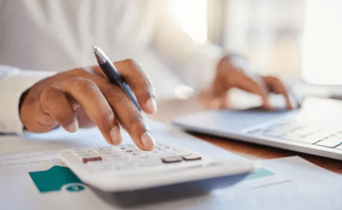 How to Manage Business Finances Smartly