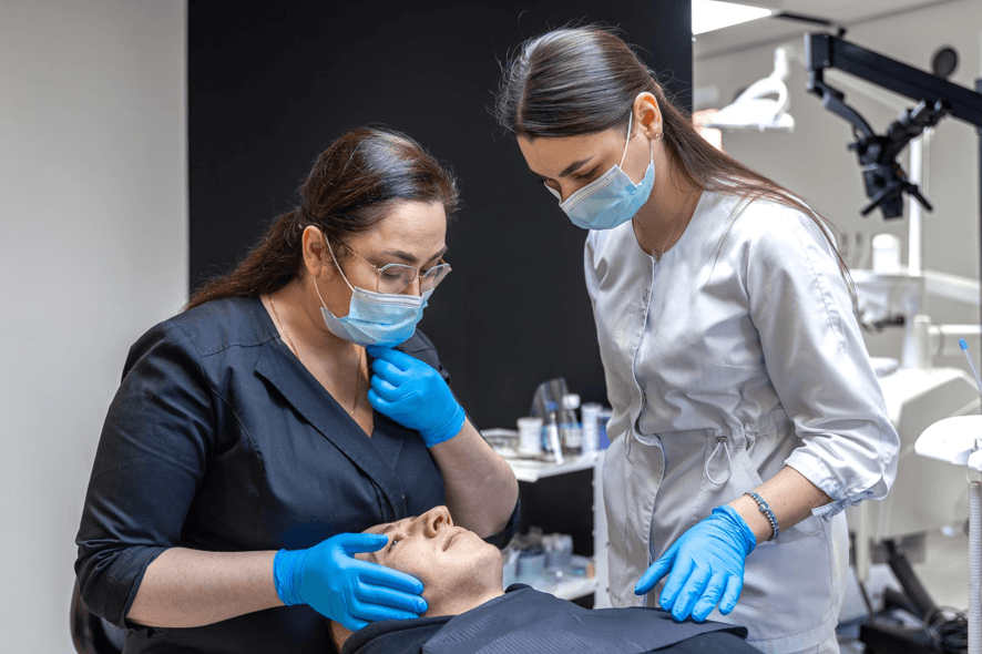 Private Dermatologist in Montreal: Everything You Need to Know Before Booking