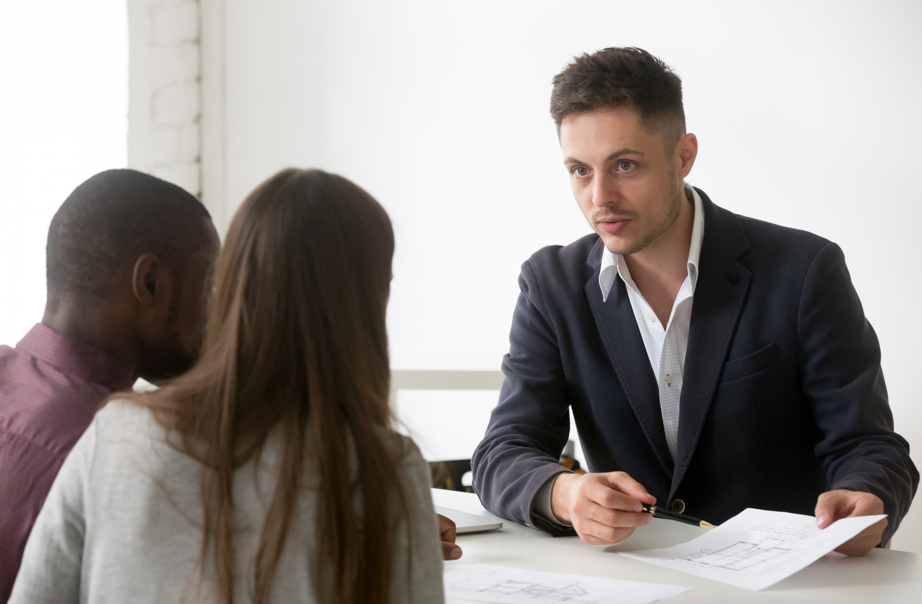 7 Questions to Ask Before Hiring a Criminal Defense Lawyer