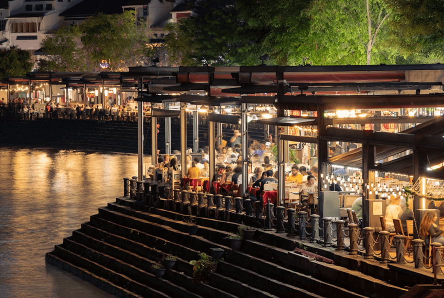 Dining Al Fresco: Enchanting Culinary Spots with Spectacular Vistas