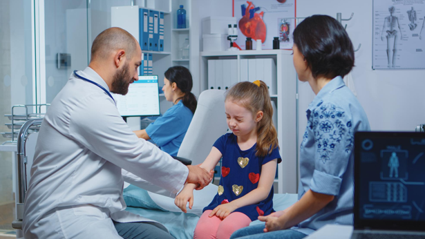 7 Common Childhood Illnesses and How Pediatric Clinics Treat Them