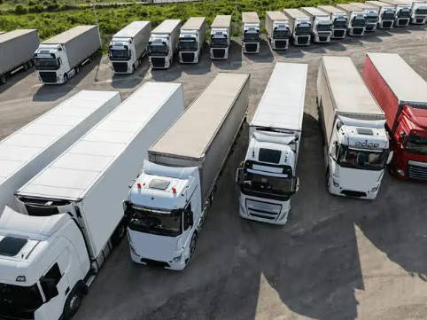 Finding Reliable Box Truck Parking and Vehicle Storage Solutions in Texas