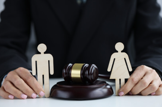 Spousal Support Lawyer: Understanding Support Rights and Responsibilities in Ontario